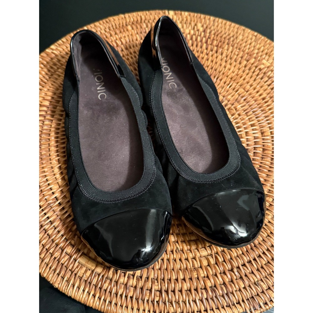 Vionic Minna Black Suede Patent Leather Cap Toe Ballet Flats‎ Womens 9 359TIEGAN